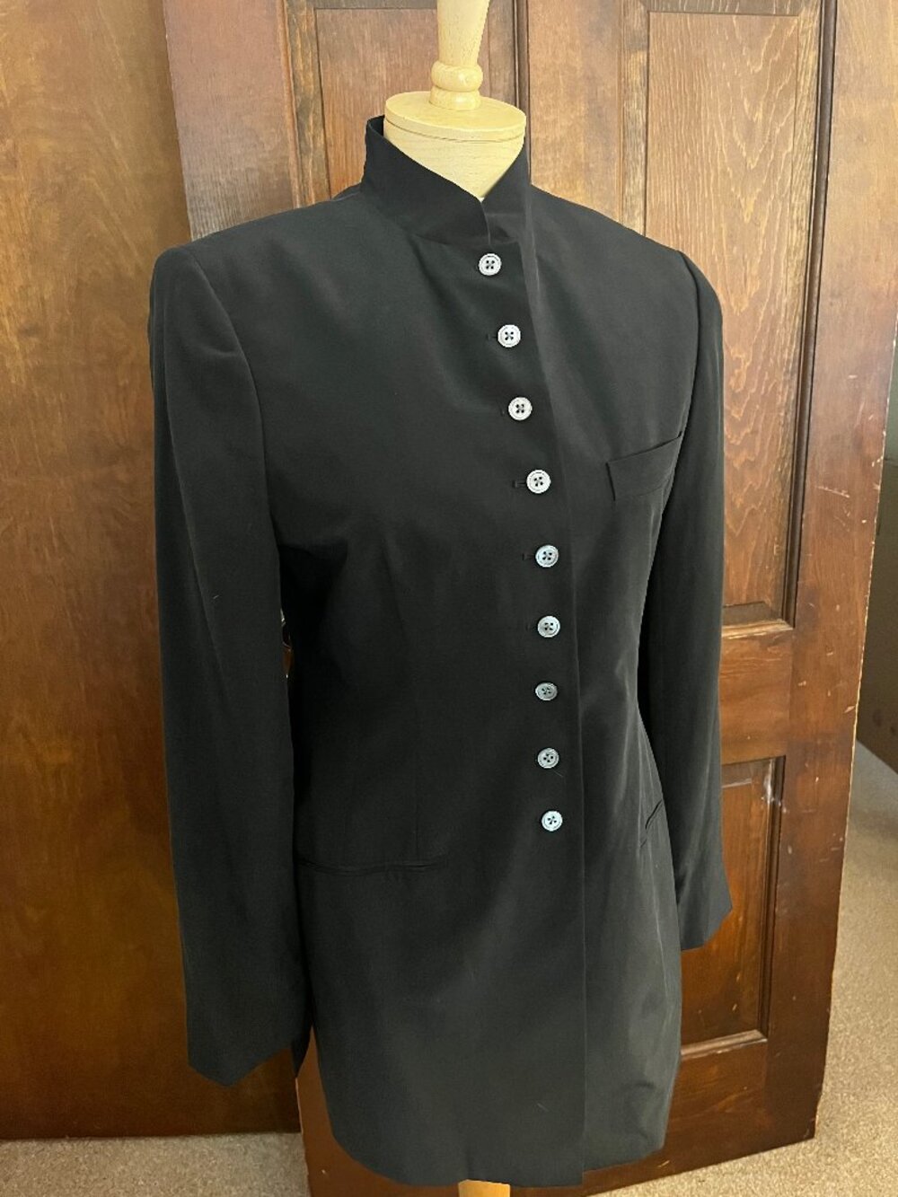 Vintage DKNY Donna Karan New York 100% Silk Black Blazer, Size 6